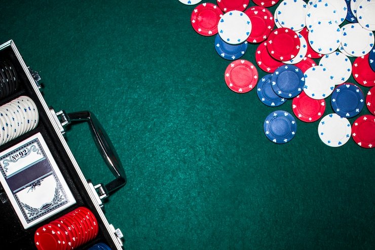 Live Sic Bo Dadu table with three dice and betting interface